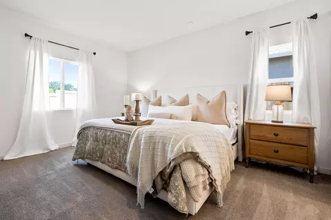 Bedroom - 5016 Monaco Pkwy, Redding, CA 96002 photo 1 of 4