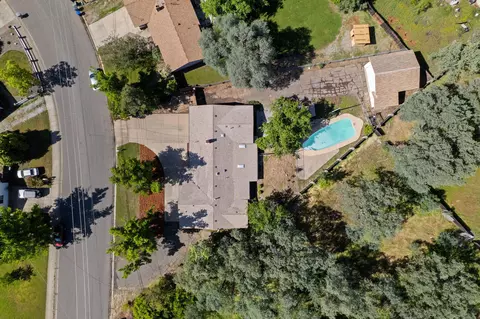 2648 Yana Ave, Redding, CA 96002