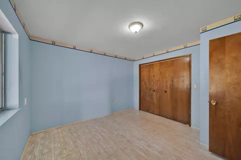 Bedroom - 20435 Winchester Trl, Redding, CA 96003 photo 2 of 12