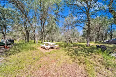 Exterior - 20435 Winchester Trl, Redding, CA 96003 photo 19 of 26