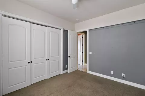 Bedroom - 1513 Brinn Dr, Redding, CA 96001 photo 6 of 7