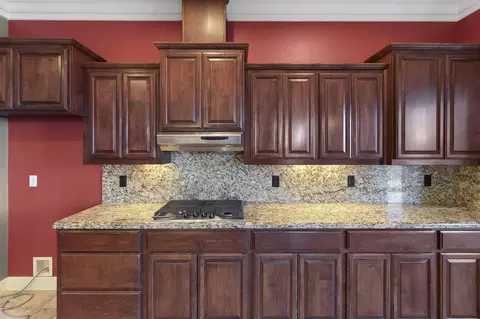 Kitchen - 1513 Brinn Dr, Redding, CA 96001 photo 3 of 4