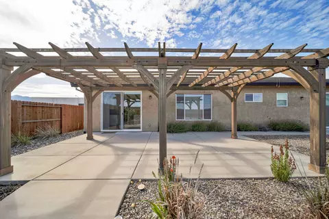 Exterior - 4771 Lower Springs Rd, Redding, CA 96001 photo 7 of 8