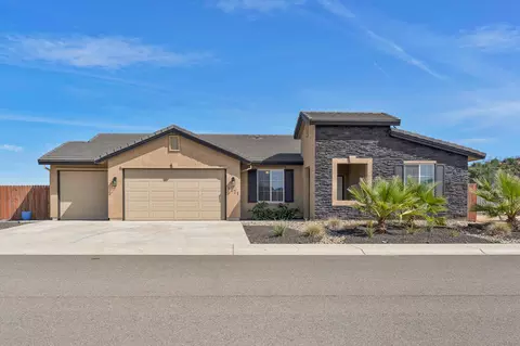 Exterior - 4771 Lower Springs Rd, Redding, CA 96001 photo 2 of 8