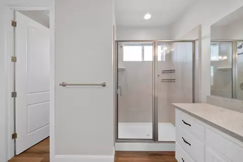 Bath - 4771 Lower Springs Rd, Redding, CA 96001 photo 1 of 3