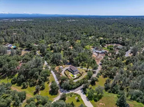 View/Area - 12003 Counter Ln, Redding, CA 96003 photo 3 of 6