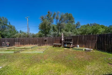 Exterior - 12003 Counter Ln, Redding, CA 96003 photo 6 of 14