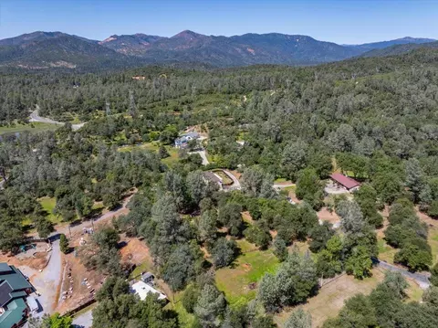 View/Area - 12003 Counter Ln, Redding, CA 96003 photo 6 of 6