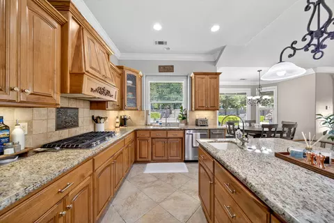 2722 Loggerhead Way, Redding, CA 96002 photo 5