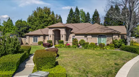 2722 Loggerhead Way, Redding, CA 96002