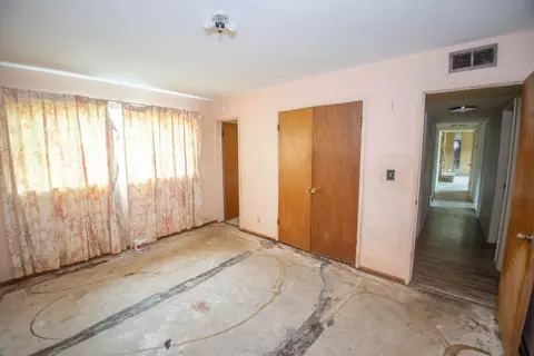 Bedroom - 8527 Patricia Dr, Redding, CA 96002 photo 2 of 4