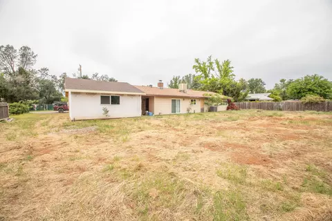 Exterior - 8527 Patricia Dr, Redding, CA 96002 photo 2 of 2