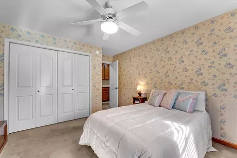 Bedroom - 2850 Balaton Ave, Redding, CA 96001 photo 3 of 3