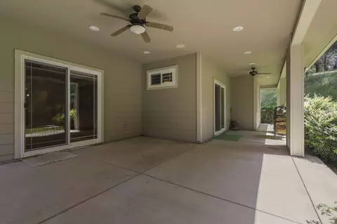 Exterior - 11671 Mae Ln, Redding, CA 96003 photo 3 of 10