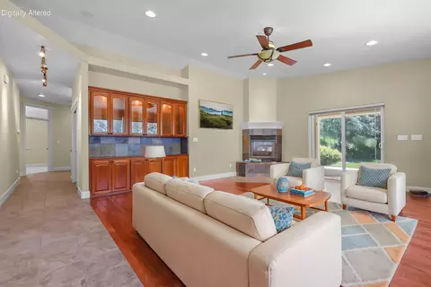 Living - 11671 Mae Ln, Redding, CA 96003 photo 2 of 6