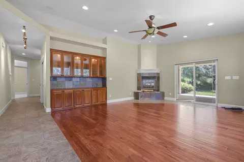 Living - 11671 Mae Ln, Redding, CA 96003 photo 3 of 6