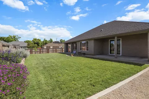 Exterior - 3608 Evert Pl, Redding, CA 96002 photo 10 of 16
