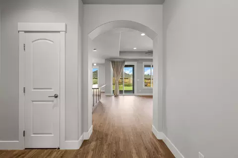 Entry Way - 3608 Evert Pl, Redding, CA 96002 photo 2 of 3