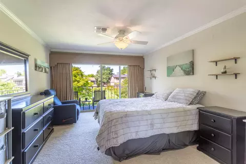 Bedroom - 1937 Bechelli Ln, Redding, CA 96002 photo 1 of 1