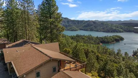 19991 Northwoods Dr, Lakehead, CA 96051