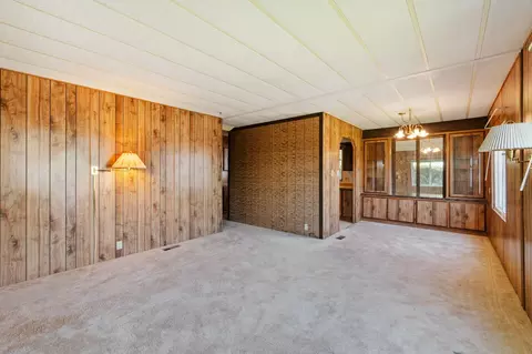 2093 Victor Ave, Redding, CA 96002 photo 4