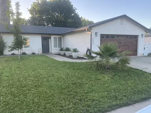 3532 Barkwood Dr, Anderson, CA 96007