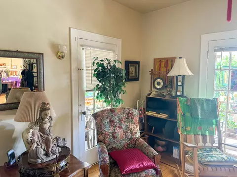 Entry Way - 1190 South St, Redding, CA 96001 photo 1 of 2