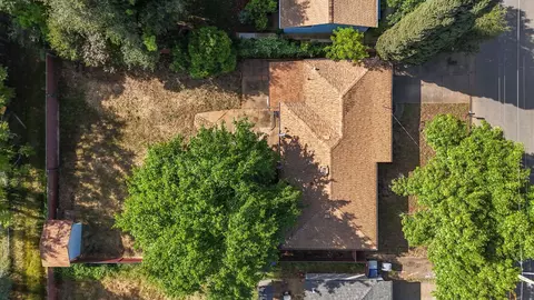 View/Area - 2843 Kenco Ave, Redding, CA 96002 photo 1 of 1