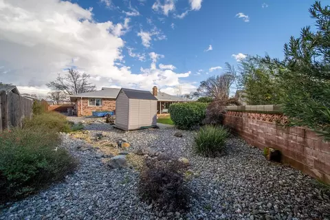 Exterior - 3605 Tamarack Dr, Redding, CA 96003 photo 6 of 6