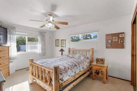 Bedroom - 3605 Tamarack Dr, Redding, CA 96003 photo 5 of 5