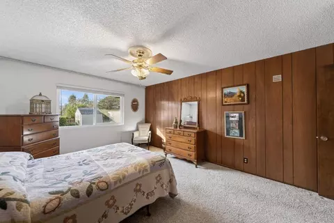 Bedroom - 3605 Tamarack Dr, Redding, CA 96003 photo 4 of 5