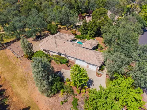View/Area - 19677 San Vincente Dr, Redding, CA 96003 photo 1 of 5