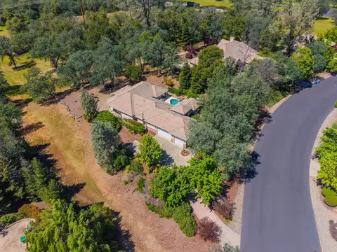 View/Area - 19677 San Vincente Dr, Redding, CA 96003 photo 5 of 5