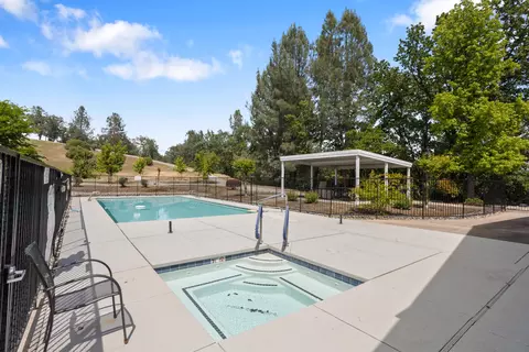 Exterior - 282 Buckhorn Walk, Redding, CA 96003 photo 5 of 7