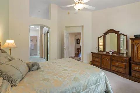 Bedroom - 282 Buckhorn Walk, Redding, CA 96003 photo 2 of 3