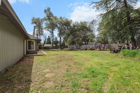 Exterior - 4646 Alta Camino Dr, Redding, CA 96002 photo 1 of 5