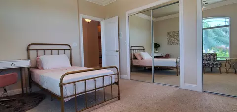 Bedroom - 558 Fair Hill Dr, Redding, CA 96003 photo 7 of 21