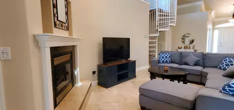 Living - 558 Fair Hill Dr, Redding, CA 96003 photo 4 of 4