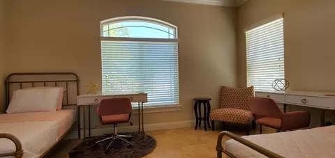 Bedroom - 558 Fair Hill Dr, Redding, CA 96003 photo 10 of 21
