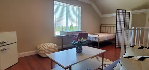 Bedroom - 558 Fair Hill Dr, Redding, CA 96003 photo 2 of 21