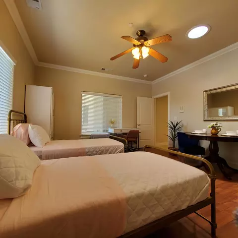 Bedroom - 558 Fair Hill Dr, Redding, CA 96003 photo 18 of 21