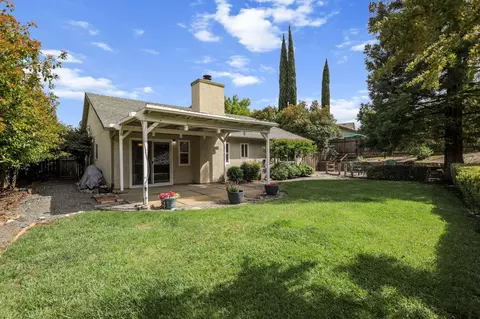 Exterior - 550 Vansicklen Way, Redding, CA 96003 photo 6 of 13
