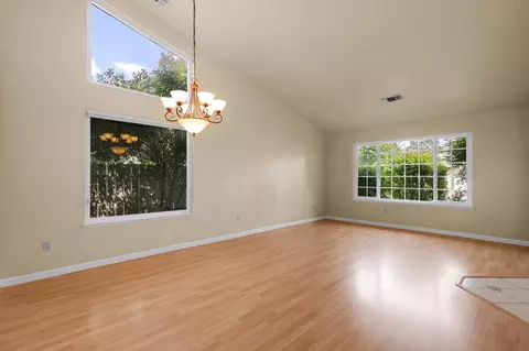 Living - 550 Vansicklen Way, Redding, CA 96003 photo 3 of 9