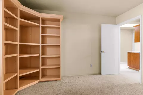 Bedroom - 550 Vansicklen Way, Redding, CA 96003 photo 14 of 15