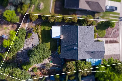 View/Area - 550 Vansicklen Way, Redding, CA 96003 photo 2 of 2