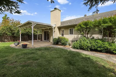 Exterior - 550 Vansicklen Way, Redding, CA 96003 photo 10 of 13