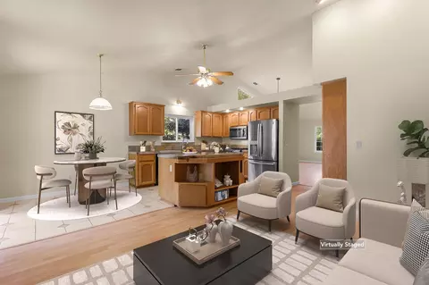 Living - 550 Vansicklen Way, Redding, CA 96003 photo 7 of 9