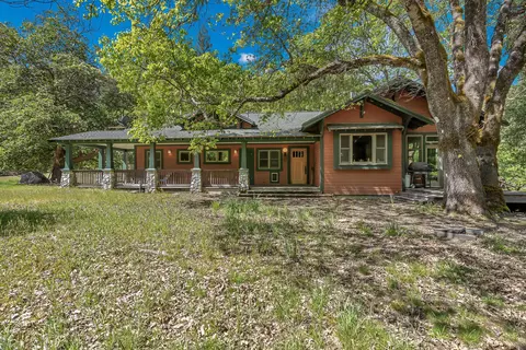 9490 St John Rd, Hyampom, CA 96046