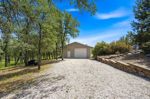 Exterior - 20589 Catka Dr, Redding, CA 96003 photo 3 of 21