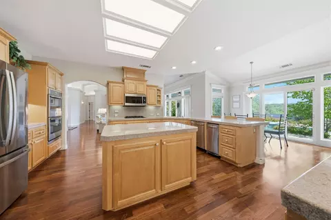 Kitchen - 20589 Catka Dr, Redding, CA 96003 photo 2 of 3